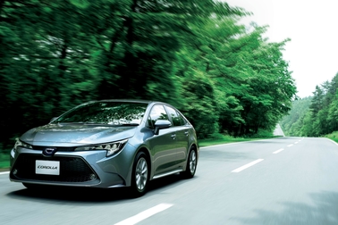 HYBRID S(2WD)